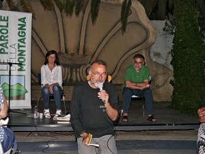 da sinistra Simonetta Paradisi, il poeta Franco Arminio e Mario Lucadei Musiculturaonline